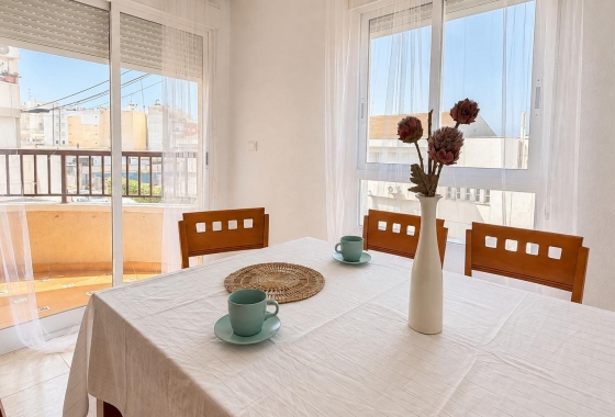 Herverkoop - Appartement / flat - Torrevieja - PARQUE DE LAS NACIONES