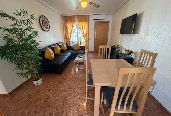 Resale - Apartment / flat - Orihuela - Inland