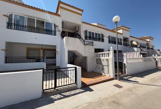 Resale - Apartment / flat - Orihuela - Inland