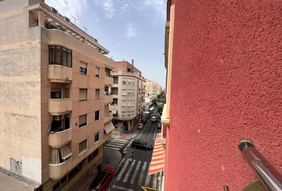 Herverkoop - Appartement / flat - Torrevieja - Centro