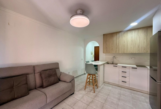 Herverkoop - Appartement / flat - Torrevieja - Playa del Cura