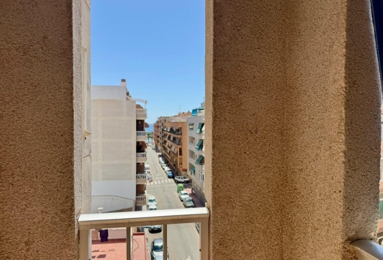 Herverkoop - Appartement / flat - Torrevieja - Playa del Cura