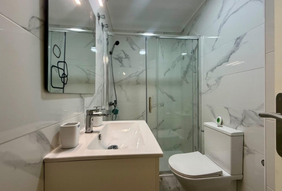 Herverkoop - Appartement / flat - Torrevieja - Playa del Cura