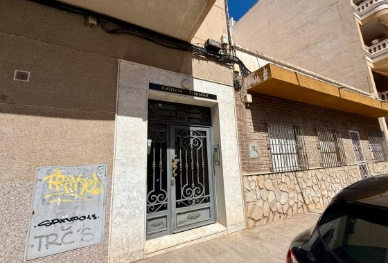 Herverkoop - Appartement / flat - Torrevieja - Playa del Cura