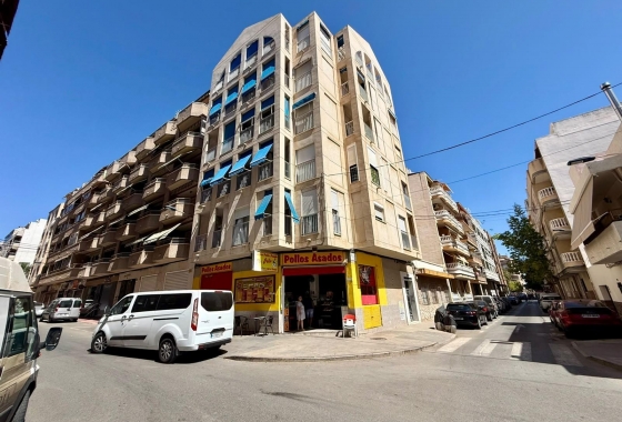 Herverkoop - Appartement / flat - Torrevieja - Playa del Cura