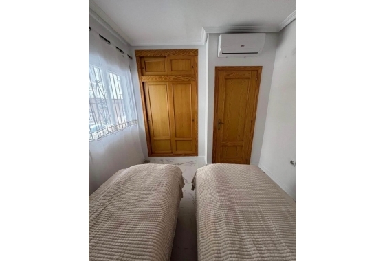 Wiederverkauf - Wohnung - Torrevieja - Acequion