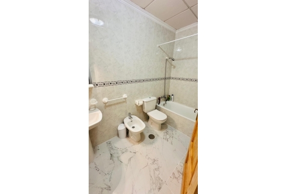 Wiederverkauf - Wohnung - Torrevieja - Acequion