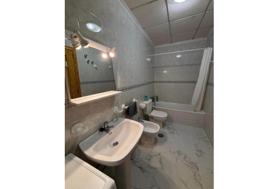 Wiederverkauf - Wohnung - Torrevieja - Acequion
