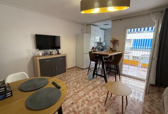 Herverkoop - Appartement / flat - Torrevieja - Playa de los Locos