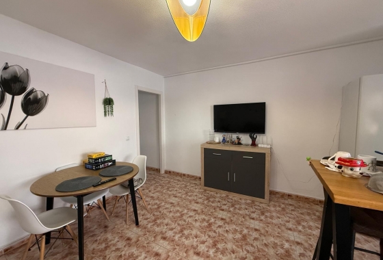 Herverkoop - Appartement / flat - Torrevieja - Playa de los Locos