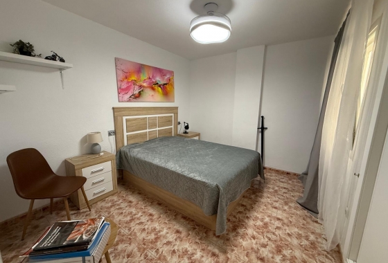 Herverkoop - Appartement / flat - Torrevieja - Playa de los Locos