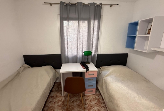Herverkoop - Appartement / flat - Torrevieja - Playa de los Locos