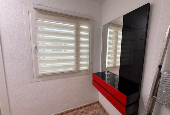 Herverkoop - Appartement / flat - Torrevieja - Playa de los Locos