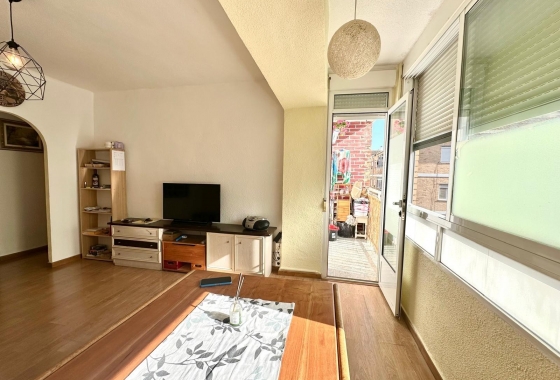Herverkoop - Appartement / flat - Torrevieja - Estacion De Autobuses