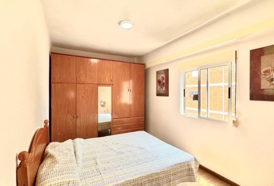 Herverkoop - Appartement / flat - Torrevieja - Estacion De Autobuses