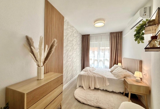 Herverkoop - Appartement / flat - Torrevieja - Playa del Cura