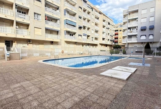 Herverkoop - Appartement / flat - Torrevieja - Playa del Cura