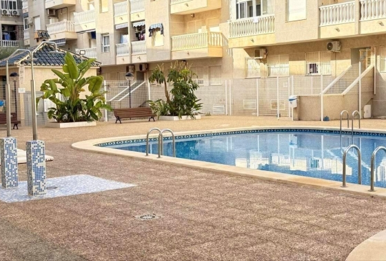 Herverkoop - Appartement / flat - Torrevieja - Playa del Cura