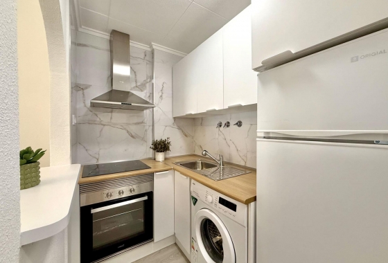 Herverkoop - Appartement / flat - Torrevieja - Playa del Cura