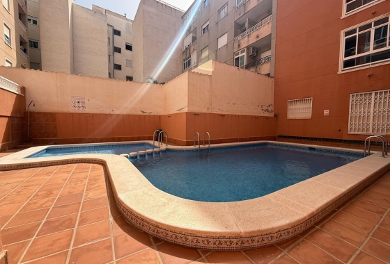 Herverkoop - Appartement / flat - Torrevieja - Curva Del Palangre