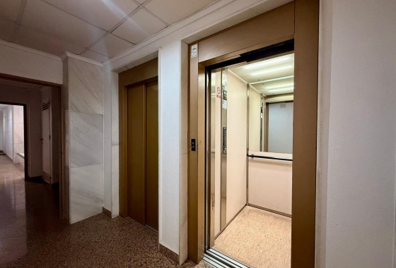 Herverkoop - Appartement / flat - Torrevieja - Curva Del Palangre