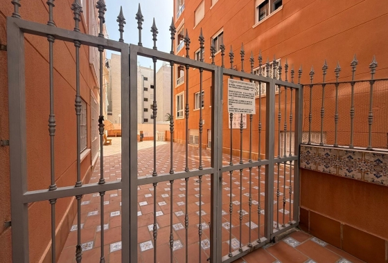 Herverkoop - Appartement / flat - Torrevieja - Curva Del Palangre