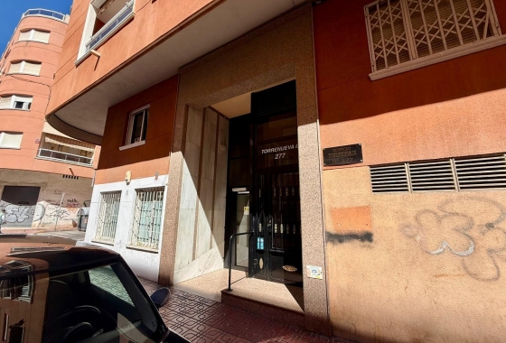 Herverkoop - Appartement / flat - Torrevieja - Curva Del Palangre