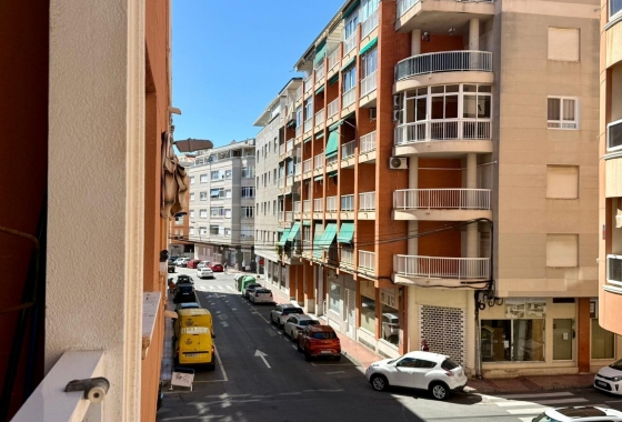 Herverkoop - Appartement / flat - Torrevieja - Curva Del Palangre