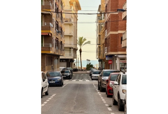 Wiederverkauf - Wohnung - Torrevieja - Playa del Cura