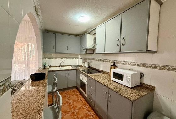 Wiederverkauf - Wohnung - Torrevieja - Playa del Cura