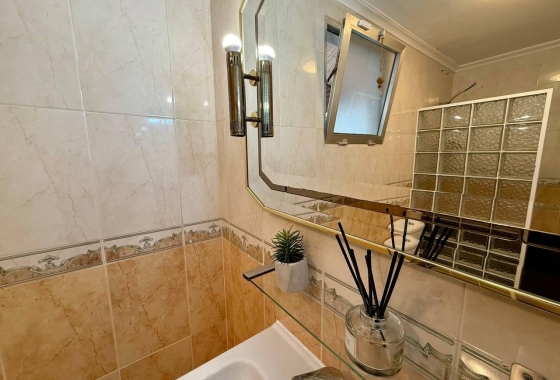 Wiederverkauf - Wohnung - Torrevieja - Playa del Cura