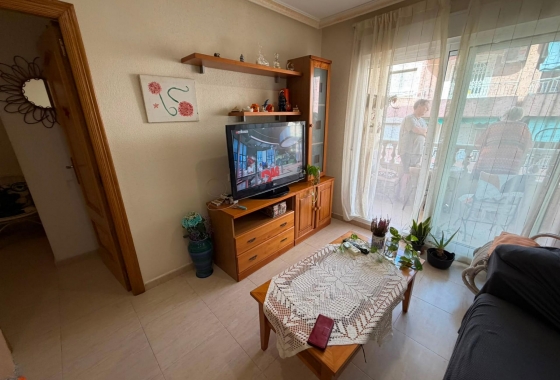 Herverkoop - Appartement / flat - Torrevieja - Estacion De Autobuses