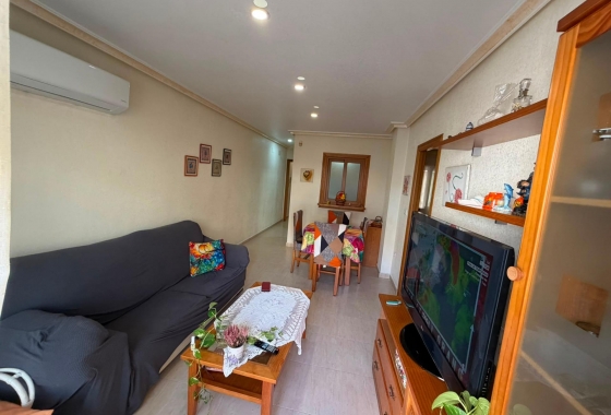 Herverkoop - Appartement / flat - Torrevieja - Estacion De Autobuses