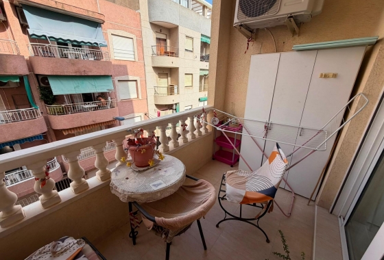 Herverkoop - Appartement / flat - Torrevieja - Estacion De Autobuses