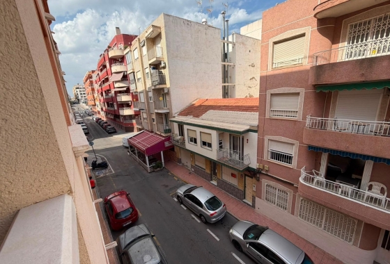Herverkoop - Appartement / flat - Torrevieja - Estacion De Autobuses