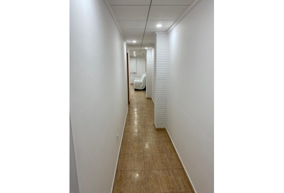Herverkoop - Appartement / flat - Torrevieja - Estacion De Autobuses