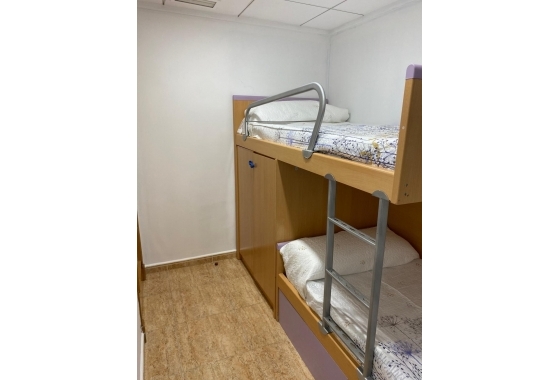 Herverkoop - Appartement / flat - Torrevieja - Estacion De Autobuses