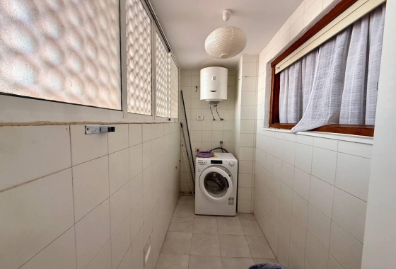 Herverkoop - Appartement / flat - Torrevieja - Playa del Cura