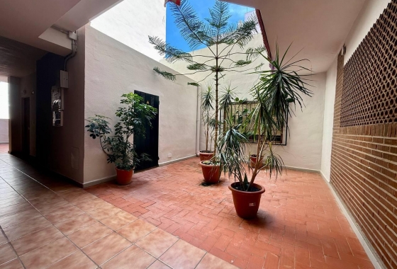 Herverkoop - Appartement / flat - Torrevieja - Playa del Cura