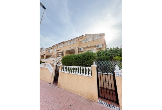 Reventa - Apartamento / piso - Torrevieja - Centro