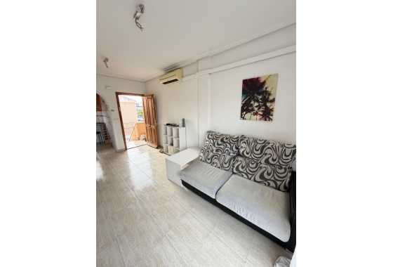 Reventa - Apartamento / piso - Torrevieja - Centro