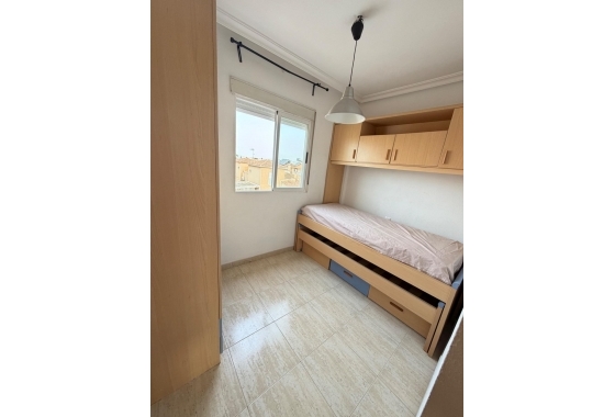 Reventa - Apartamento / piso - Torrevieja - Centro