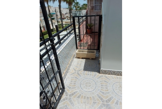 Herverkoop - Bungalow - Torrevieja - Los Balcones