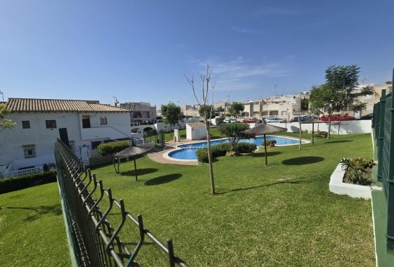 Herverkoop - Bungalow - Torrevieja - Los Balcones