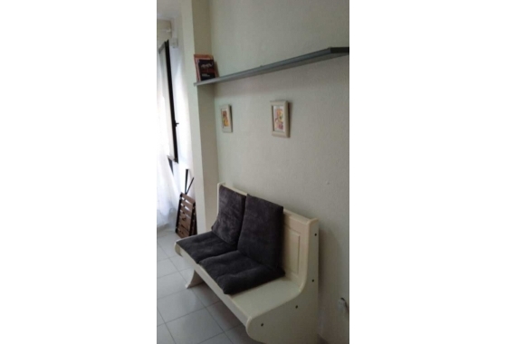 Herverkoop - Appartement / flat - Torrevieja - Habaneras