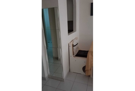 Herverkoop - Appartement / flat - Torrevieja - Habaneras