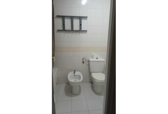 Herverkoop - Appartement / flat - Torrevieja - Habaneras