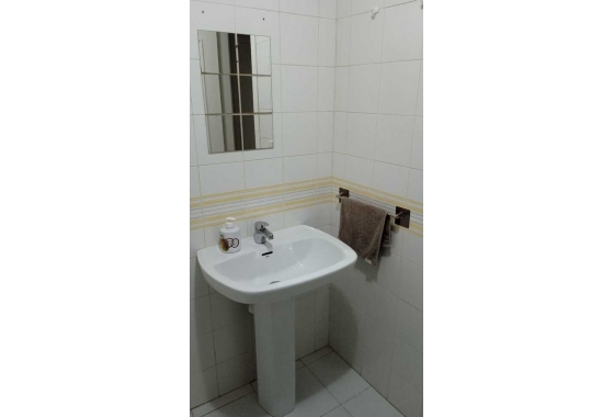 Herverkoop - Appartement / flat - Torrevieja - Habaneras