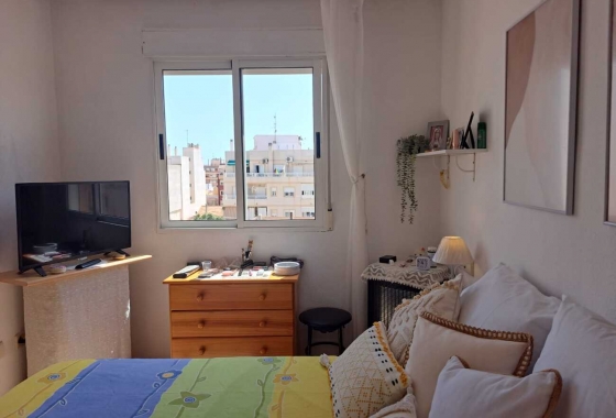 Перепродажа - Квартира - Torrevieja