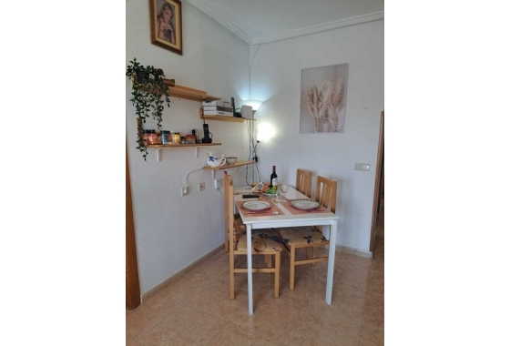 Перепродажа - Квартира - Torrevieja